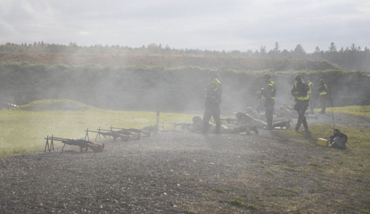 Výbuch na Libavé, který před rokem zabil vojáka a další zranil, způsobila zřejmě vada granátů