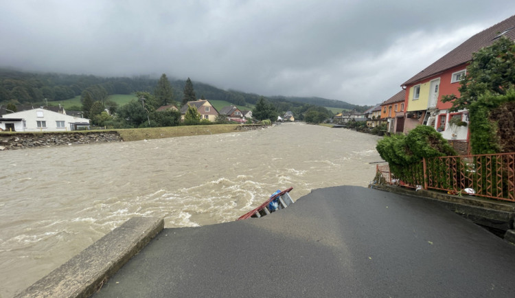 Stovky milionů na výkupy pozemků. Stát chystá komplex protipovodňových opatření nejen na Jesenicku
