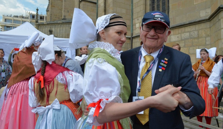 Ve věku 100 let zemřel válečný veterán a osvoboditel Plzně Herman Geist