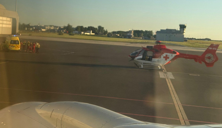 Drama na ostravském letišti. Pasažéra potrápila potravinová alergie