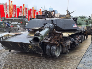 V Polsku byl zachycen tank Abrams v australském vzoru, zřejmě pro Ukrajinu