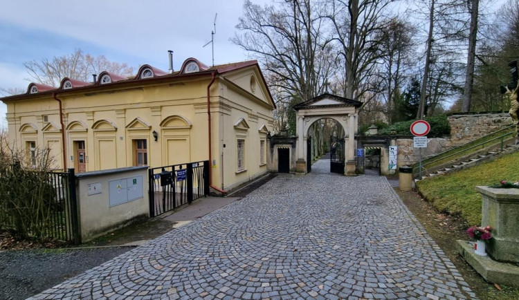 Vše na jednom místě. Hřbitovní správa soustředí své služby do Drahovic