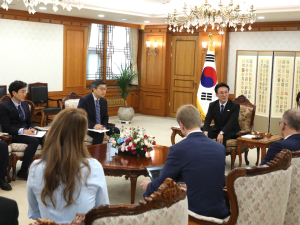 Vlček jednal v Soulu s premiérem. Korea potvrdila podporu Dukovan i další spolupráce