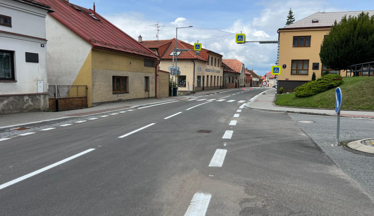 Konec omezení. Auta se zítra vrátí na silnici mezi Ždírcem a Vojnovým Městcem