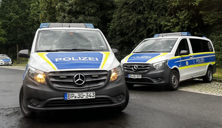 Děsivé podrobnosti trojnásobné vraždy, která se stala v SRN jen nedaleko od české hranice