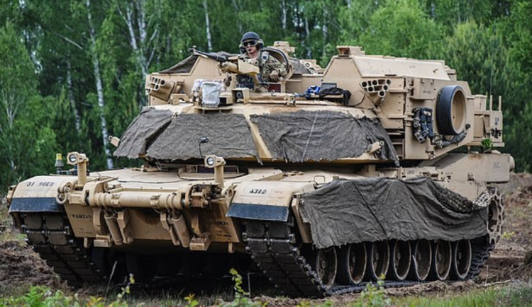 Polsko zvažuje nákup 25 ženijních vozidel M1150 ABV z USA