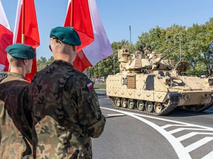USA poskytnou Polsku záruku na obranný úvěr ve výši 4 miliard dolarů