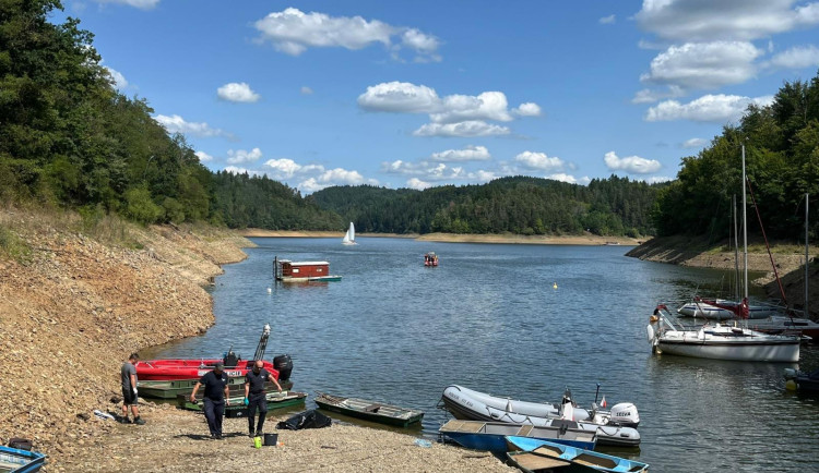 Policie našla v Orlíku tělo muže. Pohřešovaný byl od června
