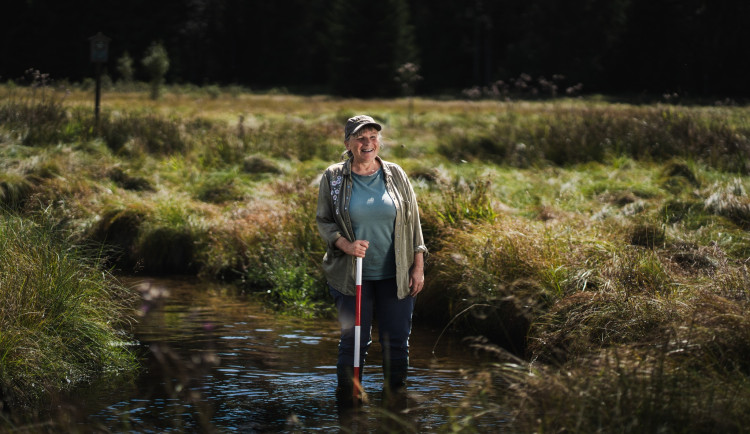Šumava jsou hory vod a mokřadů, miluji tuhle krajinu, říká oceňovaná odbornice