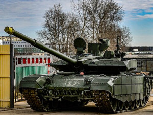 Moskva urychluje zbrojení. Podle ukrajinské rozvědky půjde o tisíce zbraní