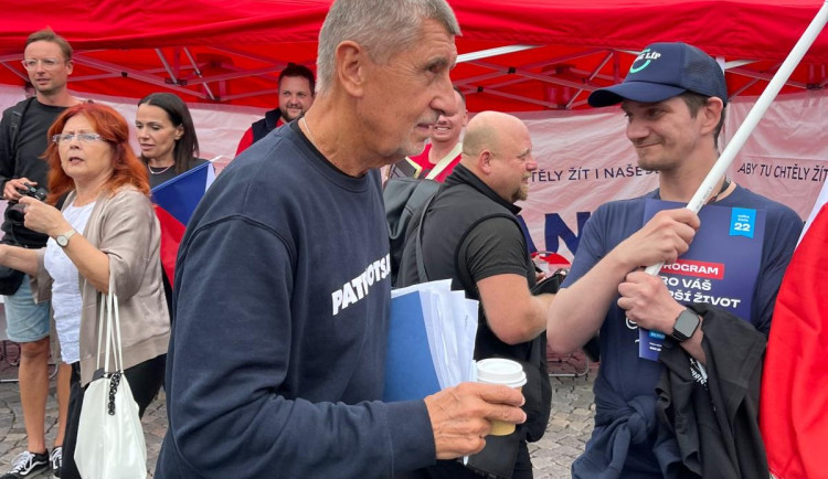 Radši bych se zabil, než abych nedodržel slovo, vzkázal Babiš voličům v Brně