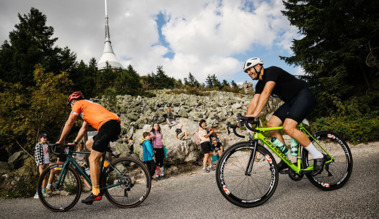 Poslední monument sezony. Závod Road Classics projede Libereckem, finiš na Ještědu