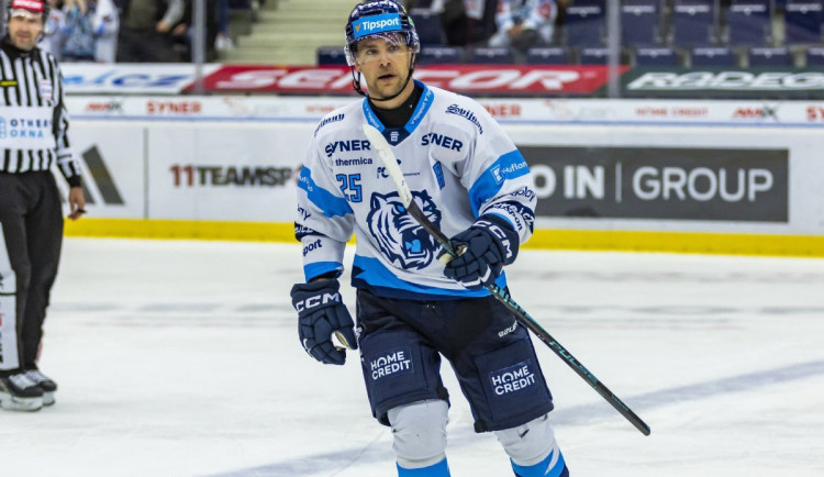 Tygři vezou z Brna výhru. Čtyřikrát srovnali, sekundu před koncem rozhodl Pytlík