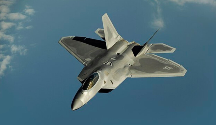 Tajemství AMRAAM: Nejdelší výstřel z F-22 v historii