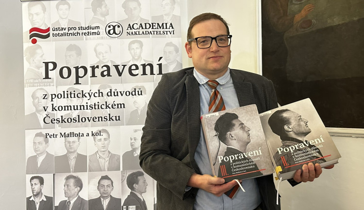 Petr Mallota vedl tým, který pracoval 15 let na čtyřdílné publikaci Popravení z politických důvodů v komunistickém Československu