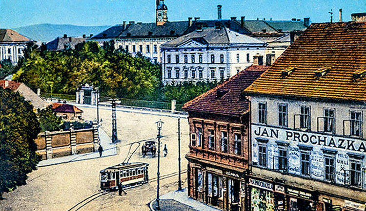 DRBNA HISTORIČKA: Jak vznikla tabáková továrna v Českých Budějovicích