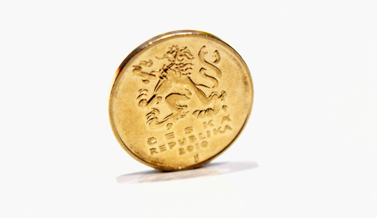 Téměř polovina českých rodin by při ztrátě příjmu nevydržela déle než dva měsíce