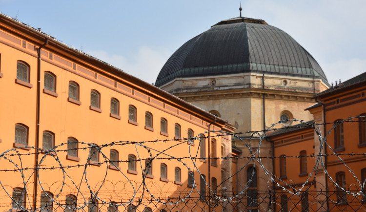 Vrazi, kteří se komunistům hodili. Bizarní případ dvou odsouzenců na smrt