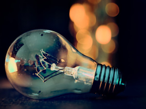 ČEZ Prodej snižuje ceny energií, další zlevnění plánuje od ledna