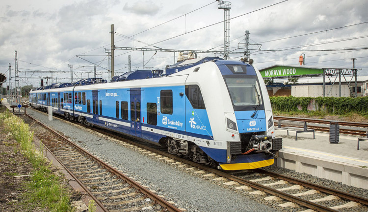 Nové bateriové vlaky i trasy. Olomoucký kraj řeší miliardovou proměnu na železnici