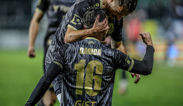 Hradečtí Votroci zabojují před repre pauzou o důležité body, pod lízátka dorazí Slovácko