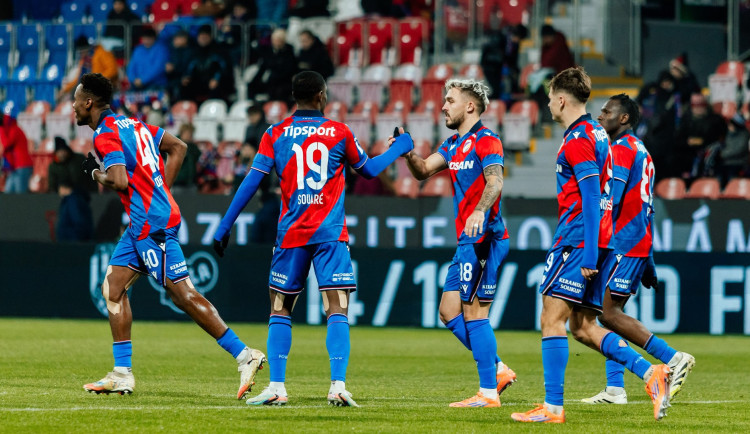 Plzeňští fotbalisté v lize porazili doma oslabenou Mladou Boleslav 2:1