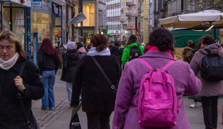 Adventní shon nahrává kapsářům. Brněnské ulice hlídají i kriminalisté v civilu