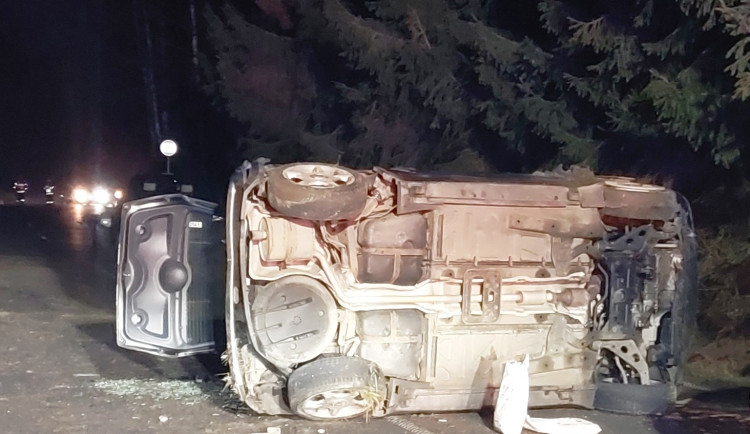 Na Havlíčkobrodsku bourala nepozorná řidička. Na jaře jí propadl řidičák