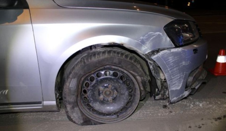 Řidič z Přerova byl tak opilý, že ani nezvládl dechovou zkoušku. Naboural sloup