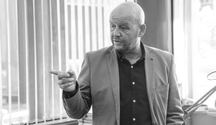 Na Silvestra náhle zemřel herec Pavel Nečas. Hvězdě Okresního přeboru bylo 59 let