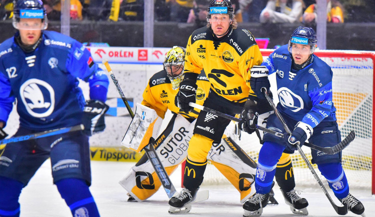 Hokejisté Plzně deklasovali poslední Litvínov, hattrickem zazářil Filip