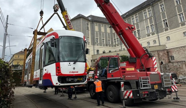 Náhrada za 40 let staré vozy. Olomouc hledá dodavatele osmi moderních tramvají