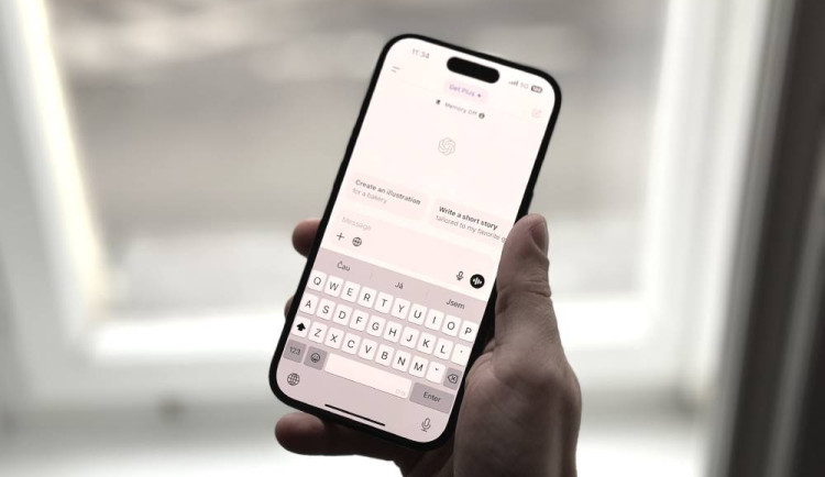 ChatGPT bude mít reklamy, společnost je začne brzy testovat