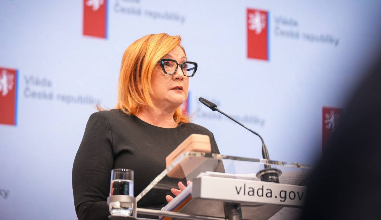 Vláda projedná parametry rozpočtu 2026, schodek bude pod odhadem 400 miliard