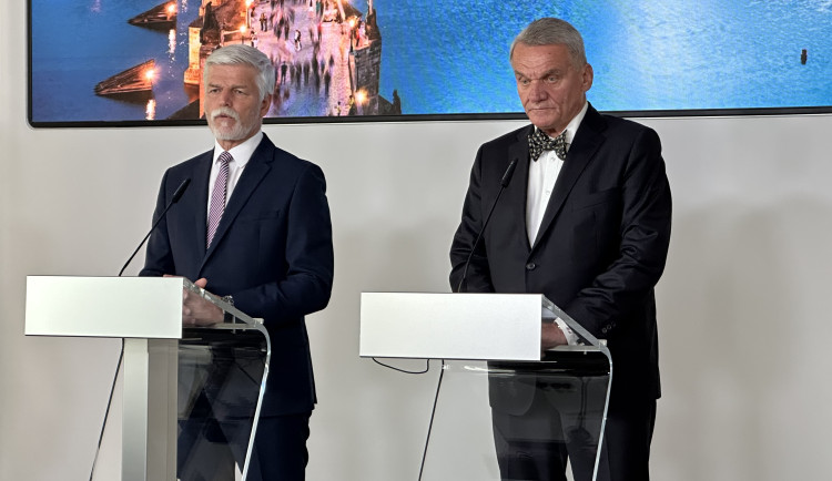 Prezident Pavel navštíví Prahu. Setká se s dětmi a politiky, řešit bude i drogy na Pětce