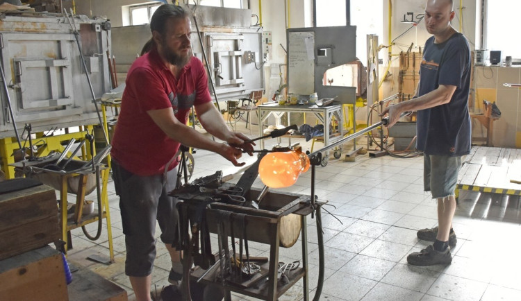 Do sklářského oboru budou v Karlových Varech přijímáni učni na základě pohovoru