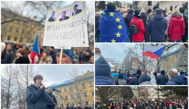 FOTO, VIDEO: Podpora prezidenta. Podívejte se na atmosféru při demonstraci v Jihlavě