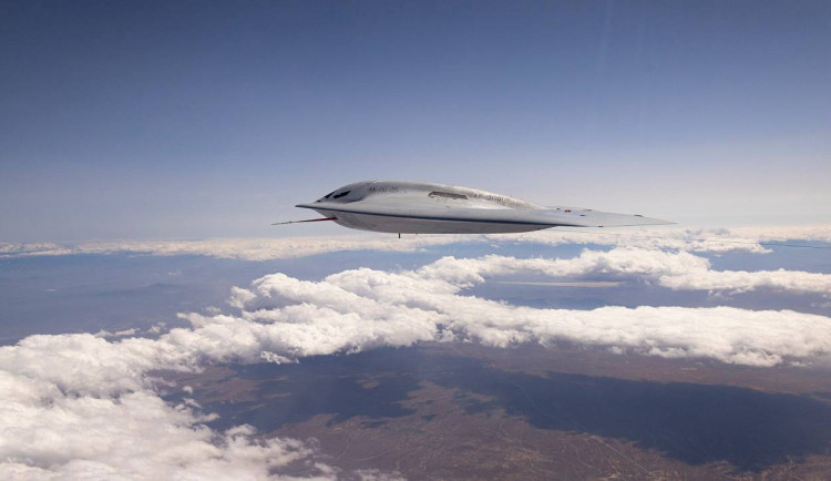 Stealth odstrašení bez čekání: B-21 dostává výrobní akceleraci