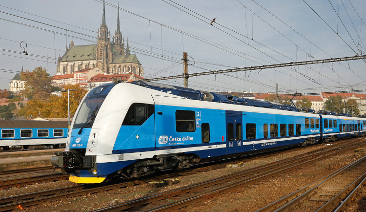 Rychlíky z Brna do Bohumína i Olomouce v budoucnu převezmou České dráhy