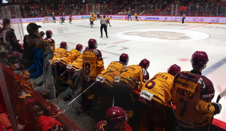 VIDEO: V Horácké aréně děti překonaly rekord. Junioři Dukly porazili Kometu