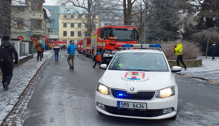 Kamery a auta, nebo pěší hlídky v ulicích? Šumperk řeší systém práce strážníků