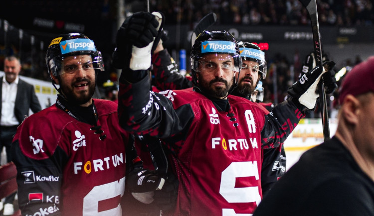 Hokejisté Sparty porazili Plzeň a vynutili si sedmý zápas série