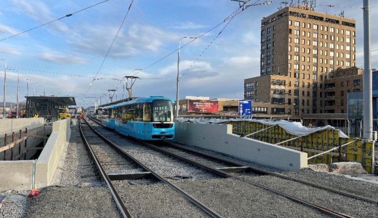 Ostravu čekají další dopravní trable. Na týden se uzavře náměstí Republiky