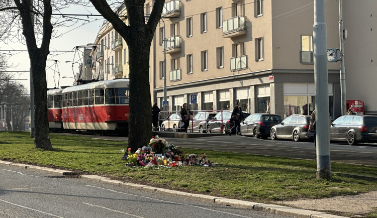 Je důležité začít doma. Dopravní výchova čeká po tragické smrti školačky v Praze 6 i rodiče