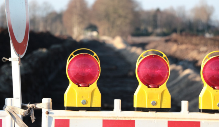 V Netolicích začala rekonstrukce hlavního tahu, Gregorova ulice bude zavřená déle než rok