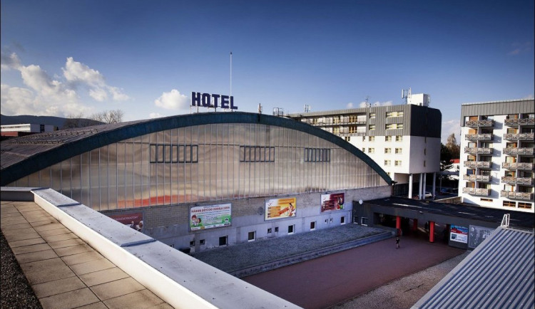 Oprava střechy zimního stadionu Svijanská aréna v Liberci začne nejdřív v létě