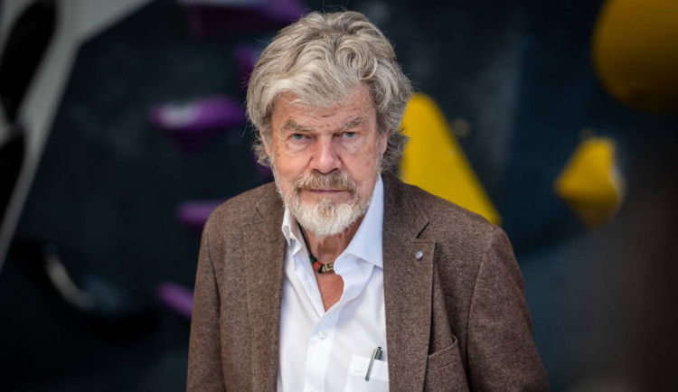 Horolezecká legenda v Česku: Reinhold Messner uskutečnil v Praze „poslední expedici“