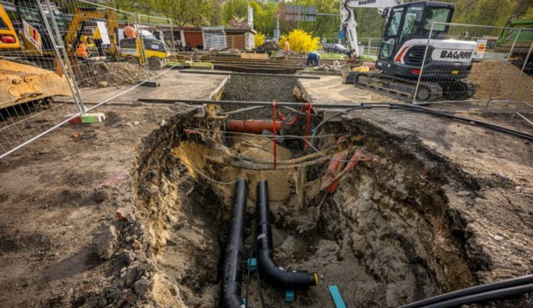 Teplárna bude ve Starých Pavlovicích vyměňovat potrubí, práce skončí až koncem září
