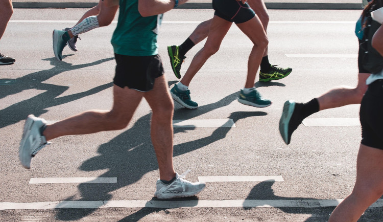 Půlmaraton omezí dopravu v Budějovicích. Město čekají uzavírky i změny MHD