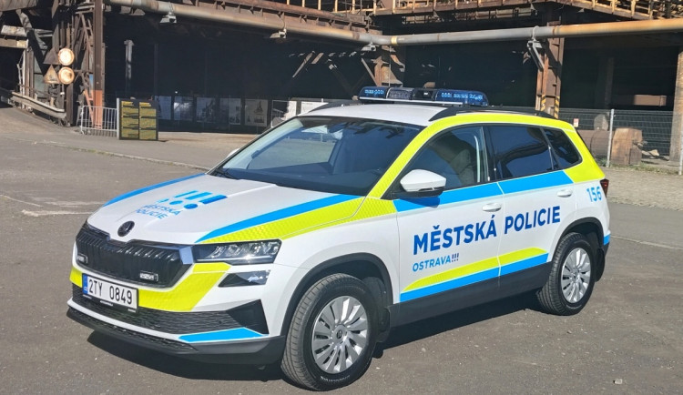 Ostrava nakoupí strážníkům tasery a drony za více než 1,6 milionu korun